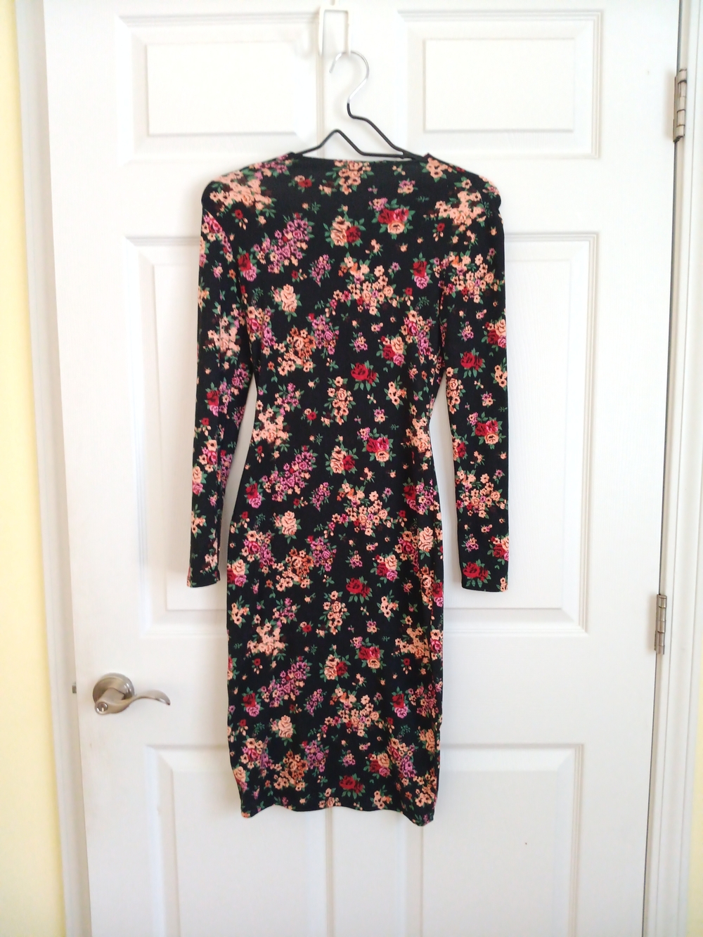 Haley & June Black Floral Long Sleeve Bodycon Midi Dress Small